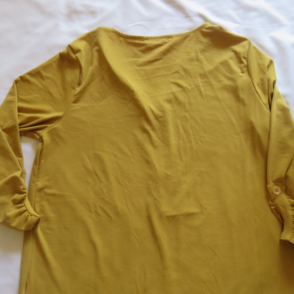 NEW Zenana mustard yellow blouse. - Picture 4 of 4